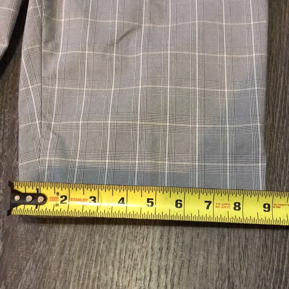 Cutter & Buck walking shorts - Picture 10 of 12